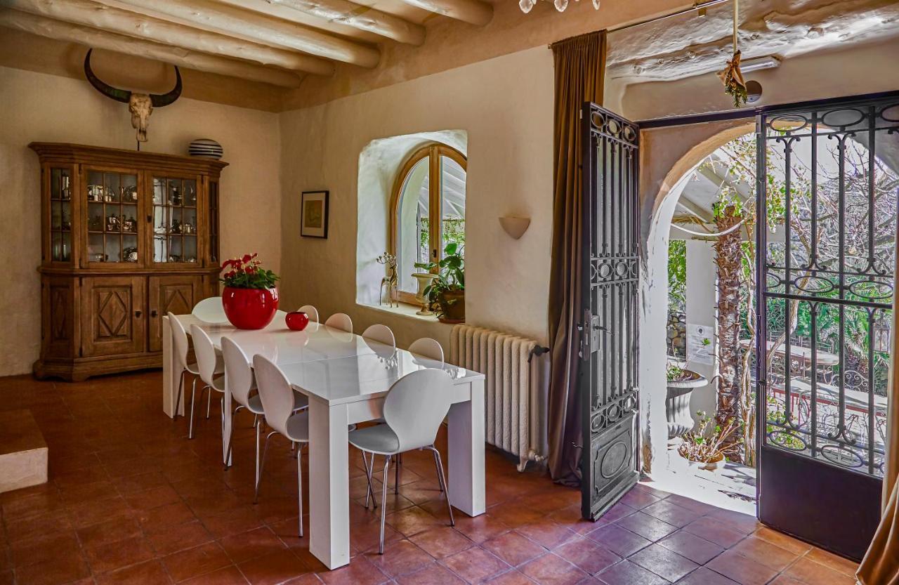 Sitges Hill Retreats-Masia Nur 22 Bedrooms Divided Over 9 Houses For Max 44 Guests كانييلس المظهر الخارجي الصورة