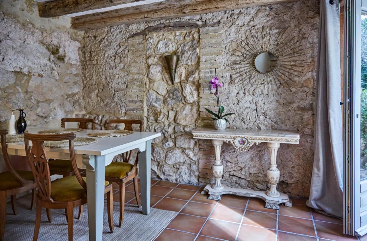 Sitges Hill Retreats-Masia Nur 22 Bedrooms Divided Over 9 Houses For Max 44 Guests كانييلس المظهر الخارجي الصورة